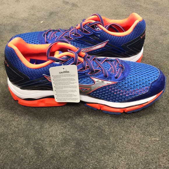 mizuno sneakers womens